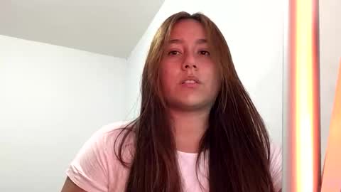 laura online show from April 20, 11:52 pm