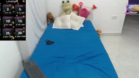 laura_foxx2379 online show from November 1, 12:37 am