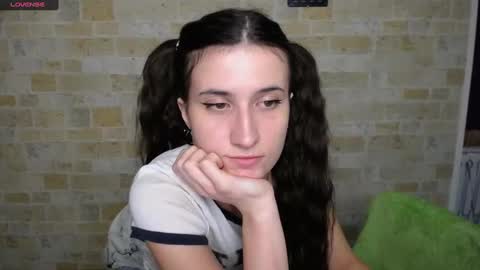 Laura online show from February 8, 8:42 am