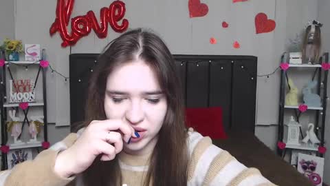 LauraHlot online show from February 16, 6:21 pm