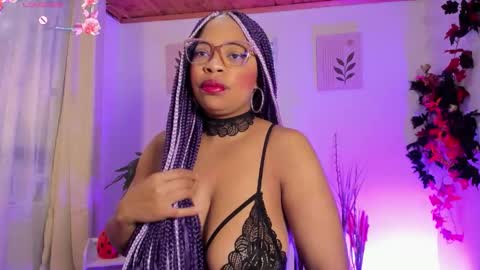 Snapshot of lauraricci_ chatting on October 10, 10:53 am Laurita Aries online show from October 10, 10:53 am