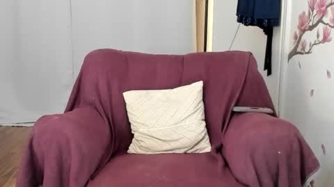 Snapshot of laurasommer chatting on September 23, 6:17 pm Laura Lara Sommer online show from September 23, 6:17 pm
