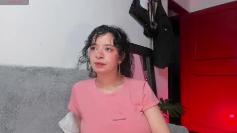 Lauren online show from March 11, 2:42 am