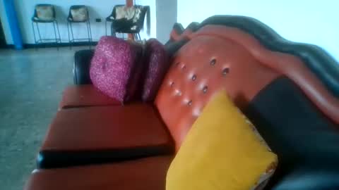 laurenhot94 online show from October 20, 6:00 pm