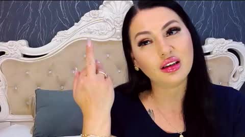 Laura online show from September 14, 9:29 am