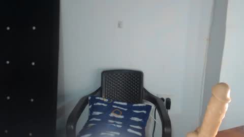 Lauren online show from December 3, 2:34 am