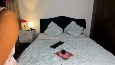 daniela angel     online show from January 28, 11:06 am