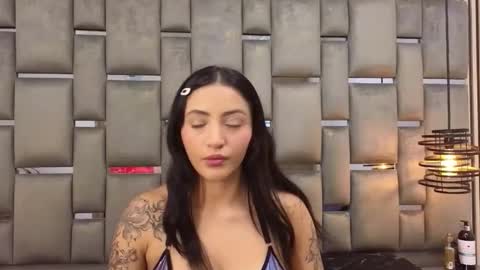 lauri_thx online show from December 17, 12:09 pm