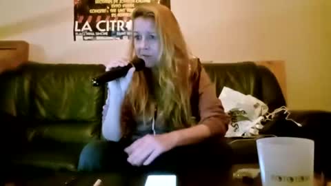 Snapshot of lauriehotxxx chatting on December 4, 5:44 pm lauriehotxxx online show from December 4, 5:44 pm