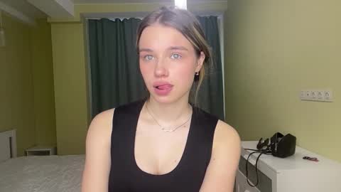 Bella online show from February 24, 12:59 pm