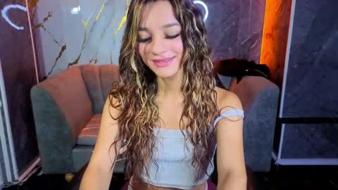 Laurita  online show from November 12, 7:56 pm