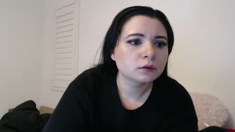 LavanaMaroon online show from January 8, 8:06 am