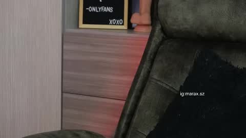 Mara online show from September 29, 1:11 am