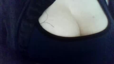 layannalea online show from December 2, 4:14 am