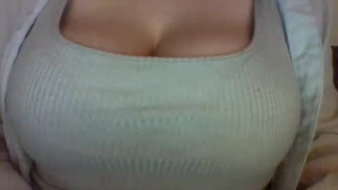 layannalea online show from November 28, 2:58 am