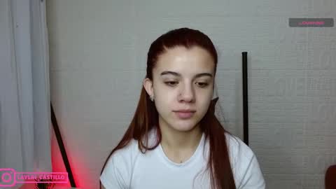 Layla online show from March 8, 1:01 pm