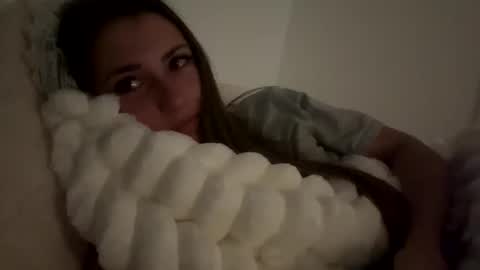 laylahlaylah1 online show from October 12, 7:44 am