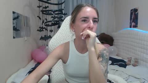 laymablast online show from October 18, 8:39 am