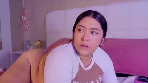 Leah online show from September 16, 4:59 pm