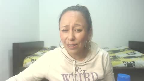 leah_susman online show from February 19, 3:17 am