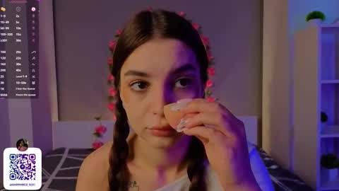 Sophie online show from February 8, 7:01 am