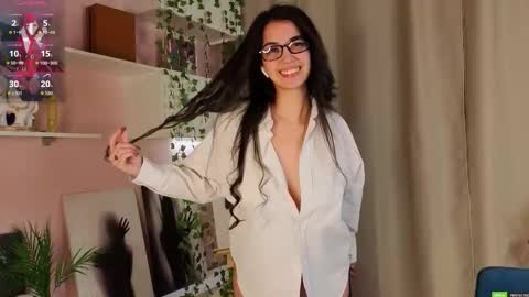 Jasmine online show from February 13, 7:15 pm