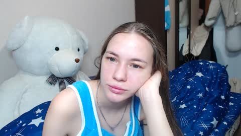 Snapshot of leila_bambi chatting on January 30, 1:22 am leila_bambi online show from January 30, 1:22 am