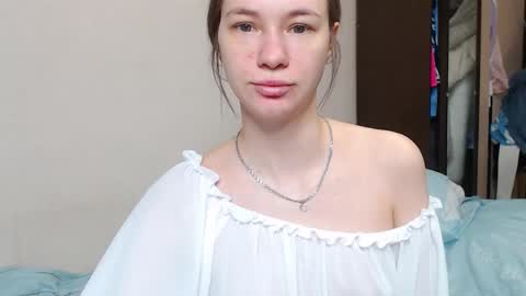 Snapshot of leila_bambi chatting on February 10, 2:05 pm leila_bambi online show from February 10, 2:05 pm
