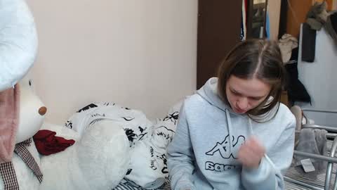 Snapshot of leila_bambi chatting on December 23, 9:08 pm leila_bambi online show from December 23, 9:08 pm