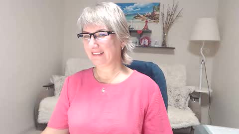 Leila Kinky online show from October 20, 5:10 am