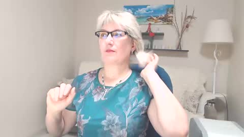 Leila Kinky online show from February 21, 5:02 am