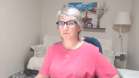 Leila Kinky online show from November 21, 12:40 pm