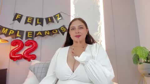 lena_jhons online show from October 22, 9:09 pm