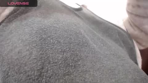 lenagolden online show from November 27, 1:25 pm