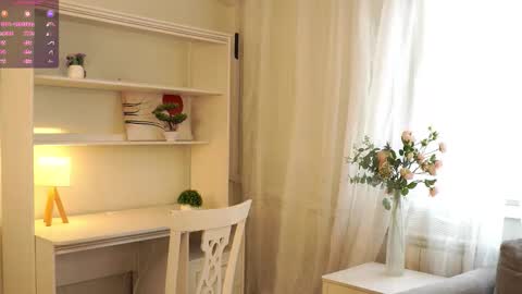 Mila online show from February 7, 4:16 am