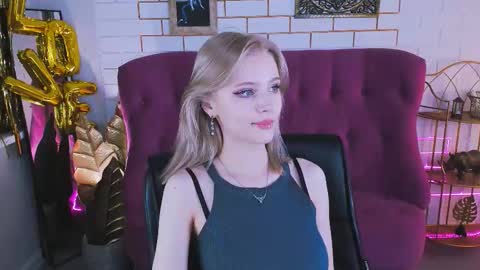 Snapshot of leonastone chatting on October 9, 5:06 pm leonastone online show from October 9, 5:06 pm