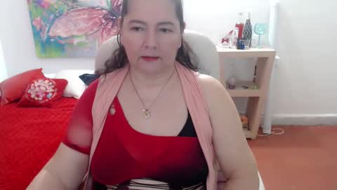 leonela   online show from February 13, 1:07 am