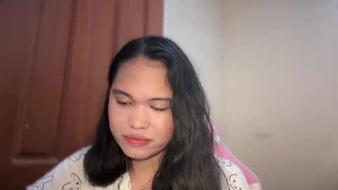 Jenn online show from March 19, 7:29 pm