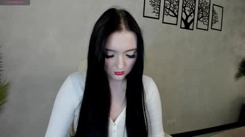 Lesley online show from October 3, 4:39 am