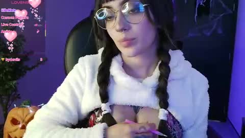 Less  online show from October 1, 6:46 pm