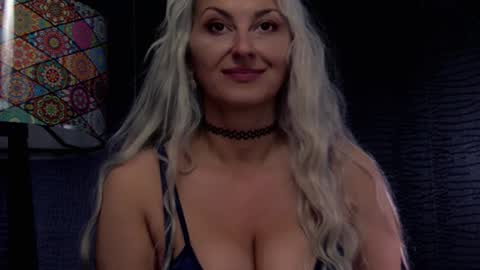 leticiareys online show from March 16, 12:09 pm