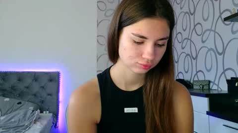 Emily online show from October 30, 7:33 am