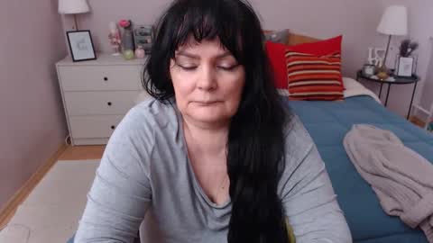 Mary online show from February 28, 1:21 pm