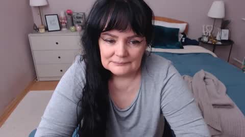 Mary online show from January 7, 1:25 pm