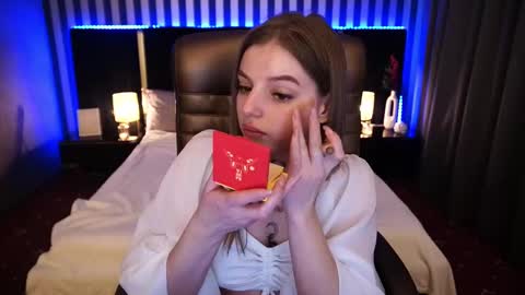 lexi_si online show from February 26, 7:34 am