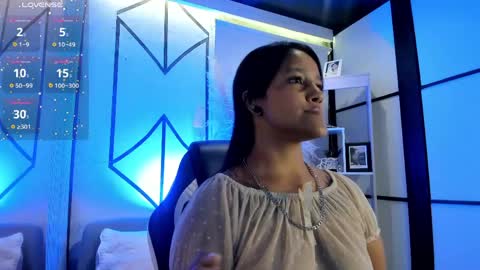 Lexi Adams  online show from April 19, 12:27 pm