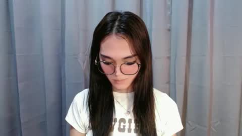 lexibabe_ online show from April 23, 10:56 pm