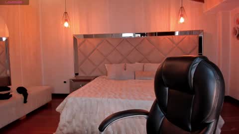 Lexie  online show from December 23, 8:14 pm