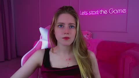 Lexi online show from September 12, 6:25 am