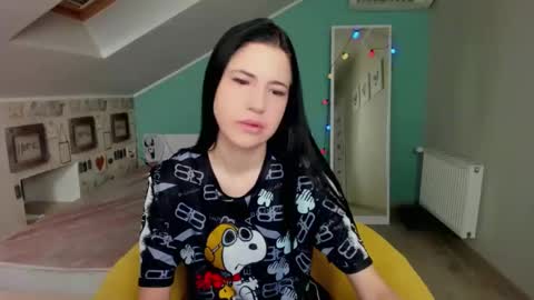 lexyswett online show from February 16, 8:11 pm